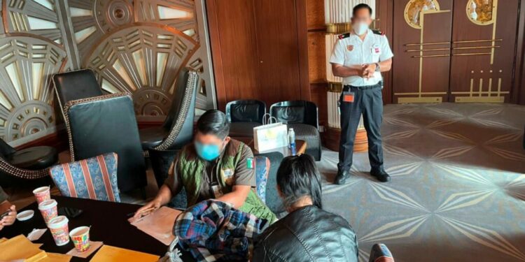 INM en Quintana Roo, auxilió a 5 personas migrantes rescatadas dentro de un crucero internacional