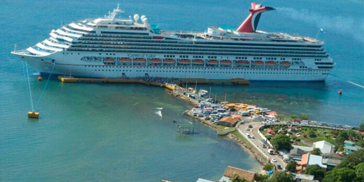 El sector de cruceros fue uno de los más castigados por las restricciones de movimiento que la pandemia de covid-19.