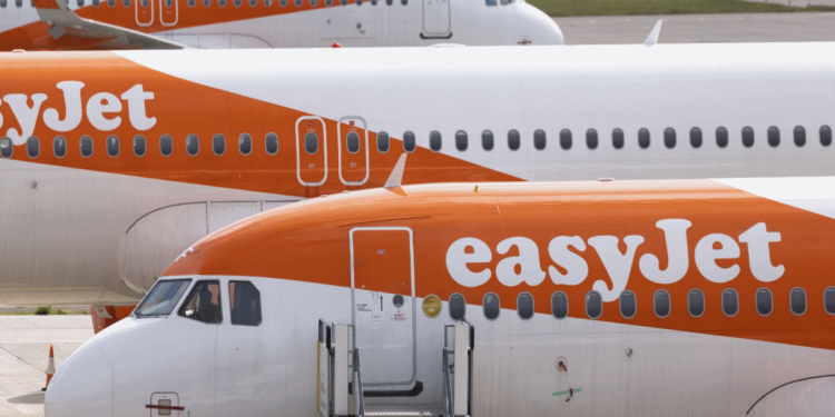 Interrupción de viajes en el Reino Unido se prolonga y afecta las vacaciones de Pascua