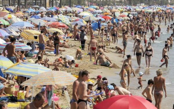La Costa Brava prevé una temporada récord de cruceros con 60.000 pasajeros