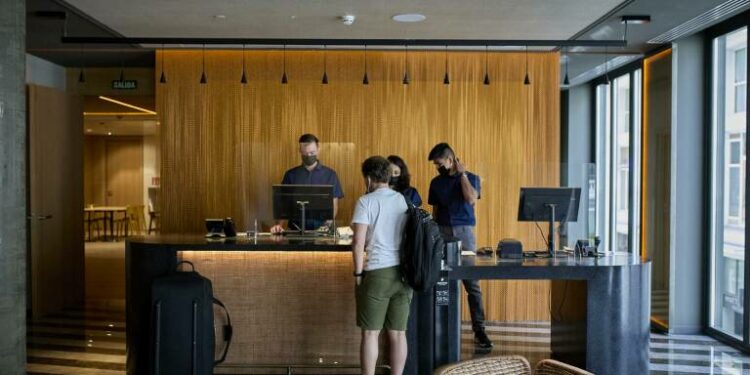 La Semana Santa deja un 85% de ocupación hotelera en la Comunitat Valenciana