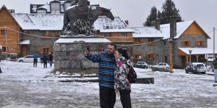 La conexión directa con Salta “favorece a aquellos visitantes del exterior que desean conocer varias ciudades en su estadía” | ANB :: Agencia de Noticias Bariloche