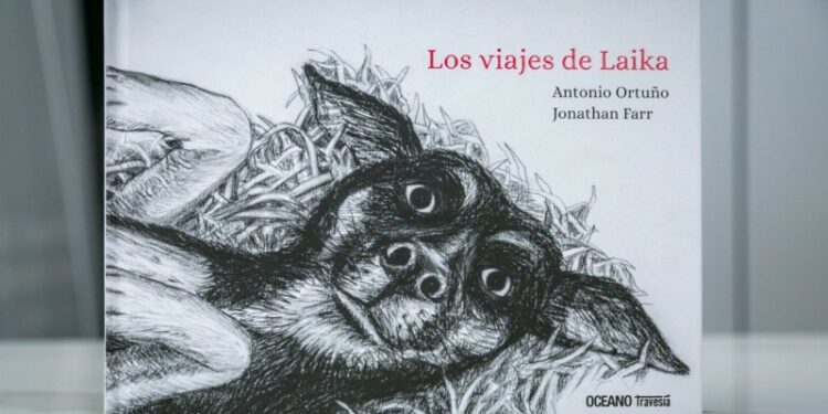 Libros Recomendados: "Los viajes de Laika" de Antonio Ortuño