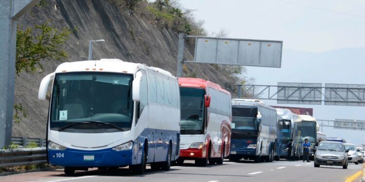 Los 3,749 millones de viajes por autobús y PQR Planning Quant