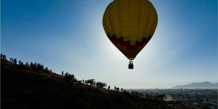 Los mejores lugares en Colombia y el mundo para viajar en globo | Travesía BLU