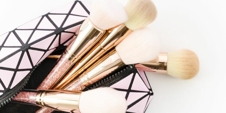 Los mejores neceseres para viajar con todo lo imprescindible