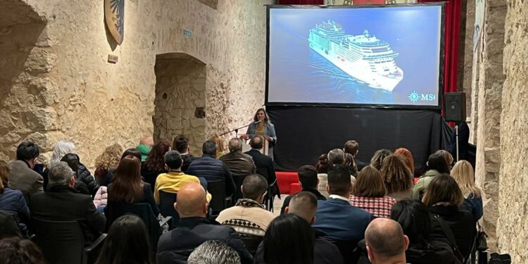MSC Cruceros reúne a los agentes de viajes alicantinos en el Castillo Santa Bárbara