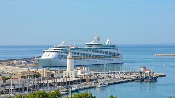 Málaga participa en la mayor feria internacional de turismo de cruceros