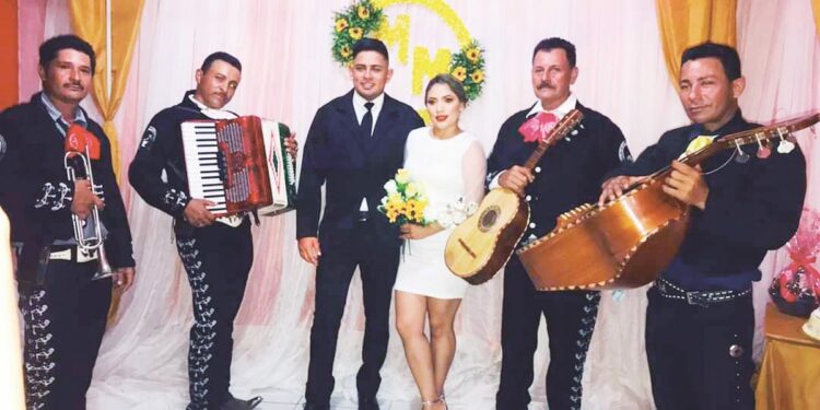 Manuel y Melissa unen sus destinos – Periódico Zócalo