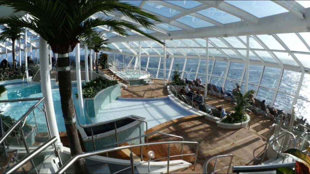 Surcamos el mar Caribe en el ‘Wonder of the Seas’, el crucero más grande del mundo