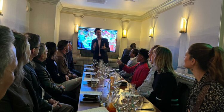Nuevo modelo panameño de turismo de aventura presentado a turoperadores estadounidenses