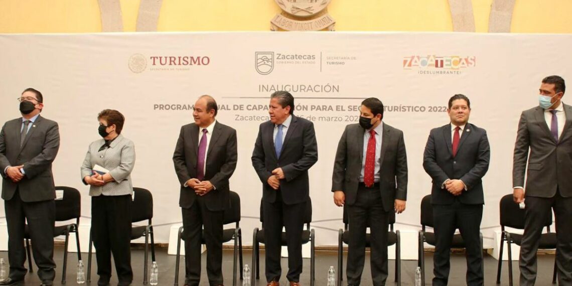 Sectur participa en acciones de capacitación para fomentar la competitividad turística