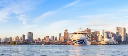 Puerto de Vancouver recibe a su primer crucero de la temporada