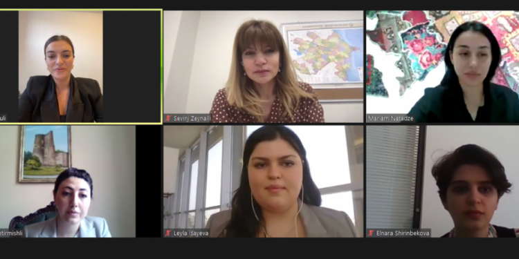 Representantes de turismo de Azerbaiyán y Georgia discuten la organización de viajes turísticos conjuntos