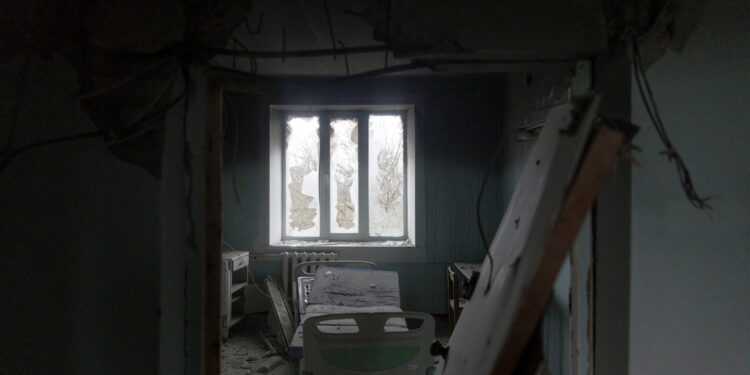 Ha habido al menos 73 muertos y 52 heridos en 136 ataques contra instalaciones sanitarias en Ucrania (REUTERS/Thomas Peter)