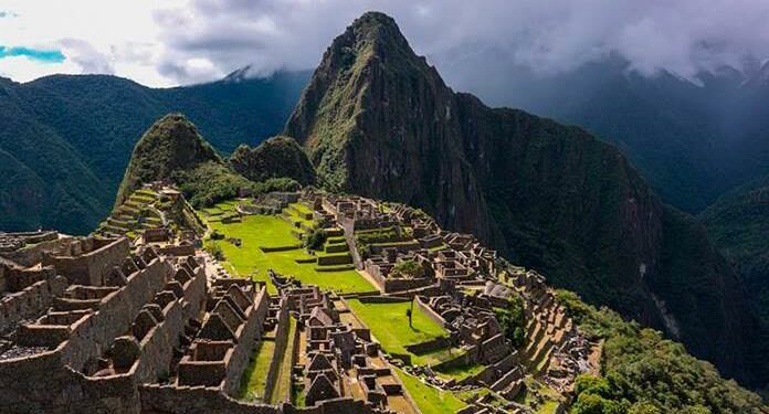 Suspenden viajes en tren a Machu Picchu por protestas