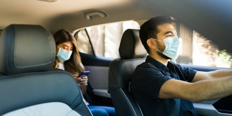 Uber retira cubrebocas obligatorio durante viajes en Estados Unidos