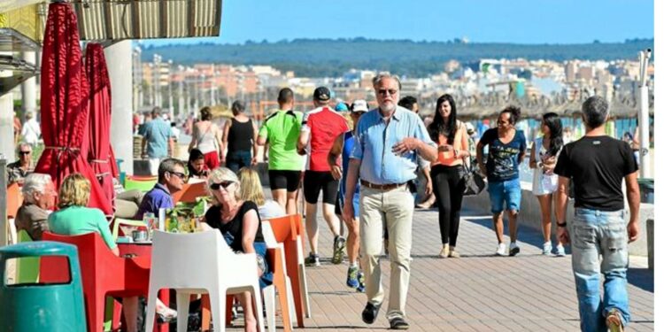 Baleares lidera la recuperación de las reservas para verano, un 2% por encima del nivel prepandemia