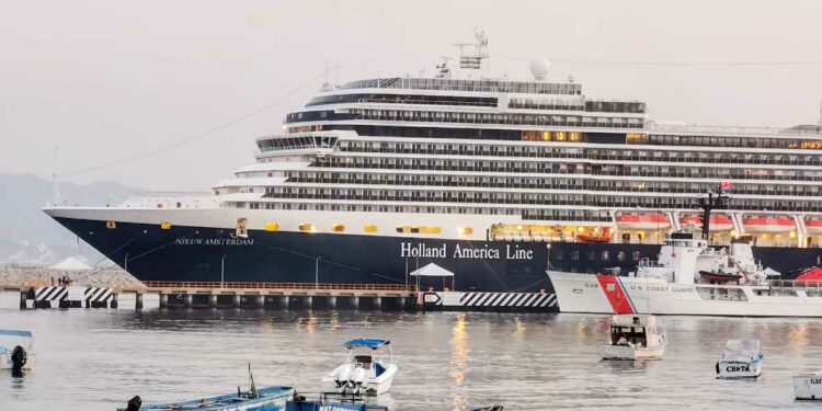 Confirman visita del crucero Regatta a Manzanillo este lunes | AFmedios .