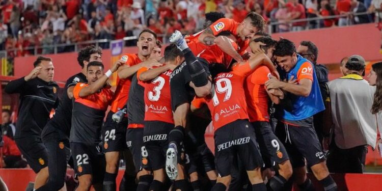 Mallorca celebrando un gol