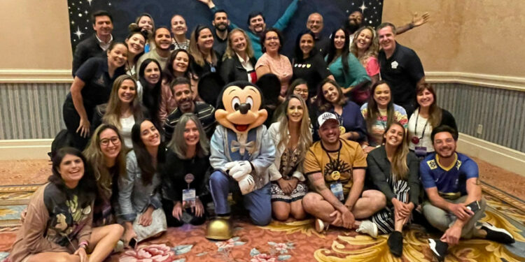 Disney Destinations capacitó a agentes de viajes de Latinoamérica