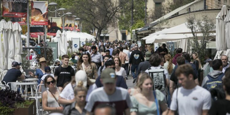 El turismo sin control regresa a Barcelona tras el parón por la pandemia | Cataluña