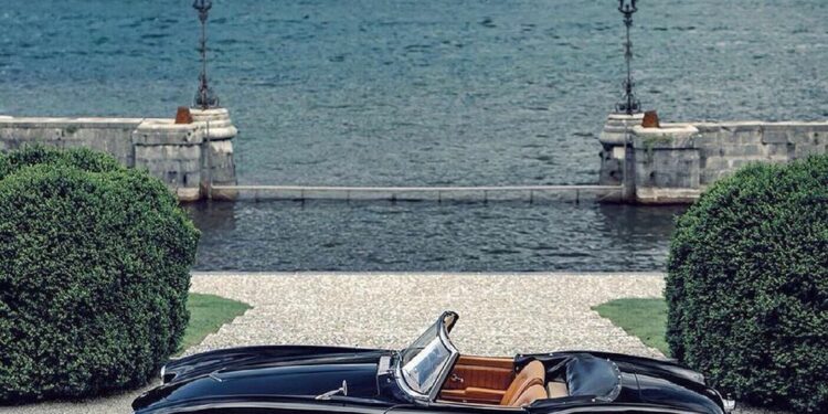 Un BMW 507 en el Lago Como