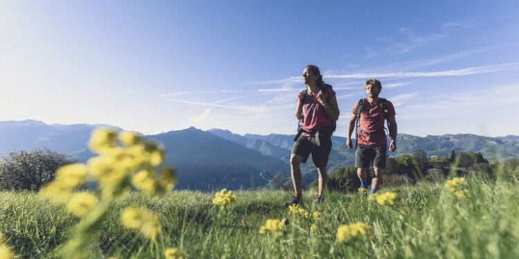 Expertos recomiendan planificar la excursión a la montaña sin prisa - Viajes
