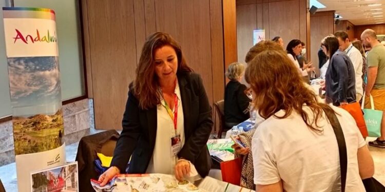 La Diputación difunde la excelencia turística de 'Costa de Almería' en el...