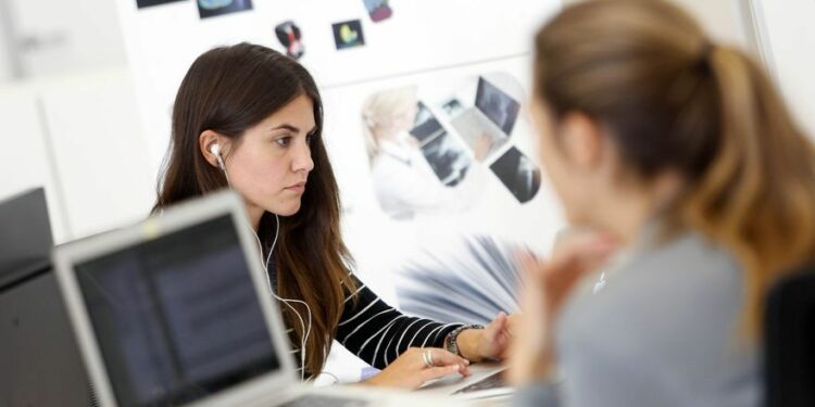 La Lanzadera de Juan Roig selecciona empresas que innovan en salud, logística, recursos humanos y marketing