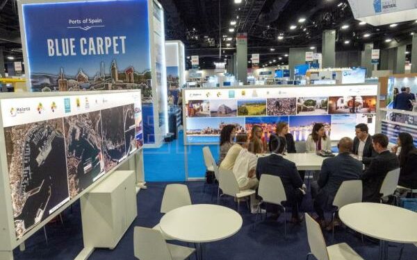 La industria de cruceros prevé un futuro postpandemia "brillante" y ecológico