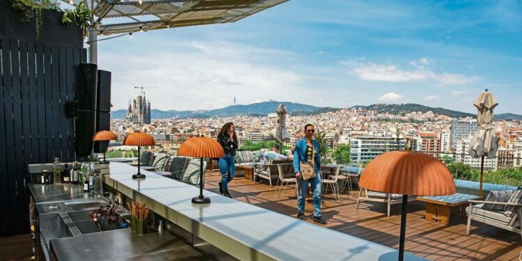 La remontada turística resucita el debate sobre el modelo Barcelona