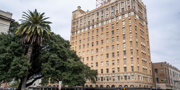 Laredo quiere regresar ‘con todo’ a niveles prepandemia – El Financiero