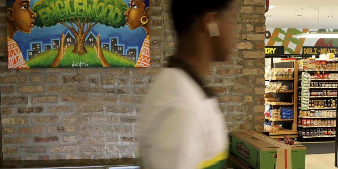 Los líderes de alimentos de Englewood miran hacia el futuro tras la salida de Whole Foods