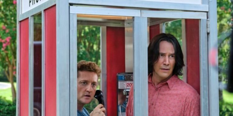 Muñecos inquietantes y viajes en el tiempo en las novedades de hoy en Netflix