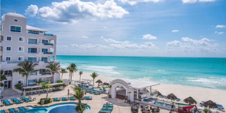 Playa Resorts abre el hotel Wyndham Alltra Cancún