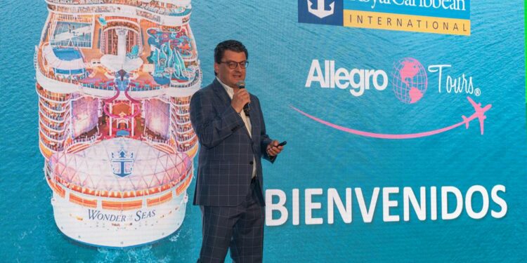 Royal Caribbean apuesta a la reactivación del turismo de cruceros desde Panamá