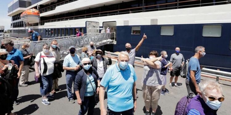 Cruceros en Argentina 20220427