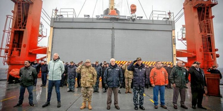 Sentida ceremonia-homenaje al crucero ARA “General Belgrano” en el lugar de su hundimiento