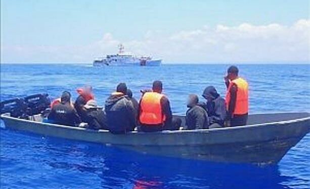 Suspenden la búsqueda de supervivientes del naufragio al oeste de Puerto Rico