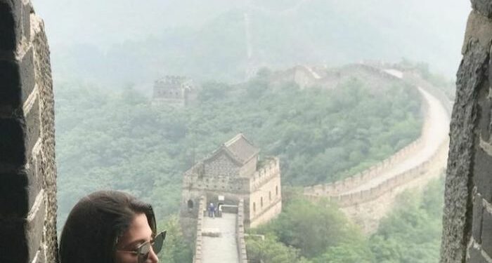 VIDEO: La hija del candidato de Va por Tamaulipas presume viajes de París a China