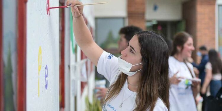 Héroes for life en el colegio Casablanca al nororiente de Bogotá. - Foto: Secretaría de educación Bogotá