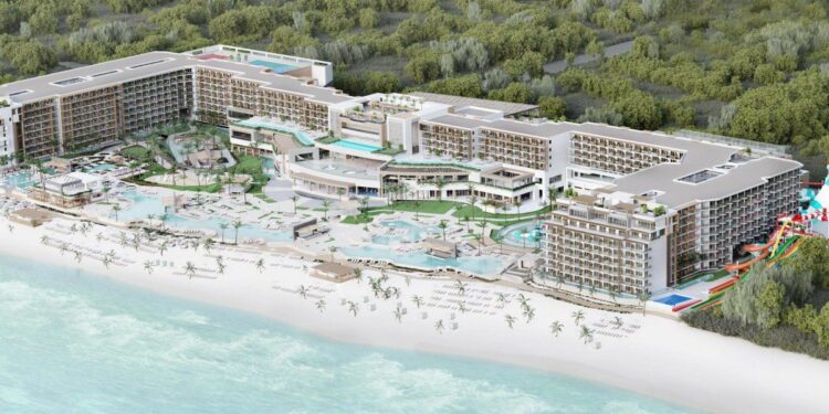 abre el Royalton Splash Riviera Cancun