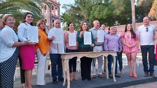 Firman autoridades Hermanamiento de Loreto y Todos Santos. Sectur refrenda a Loreto como Pueblo Mágico