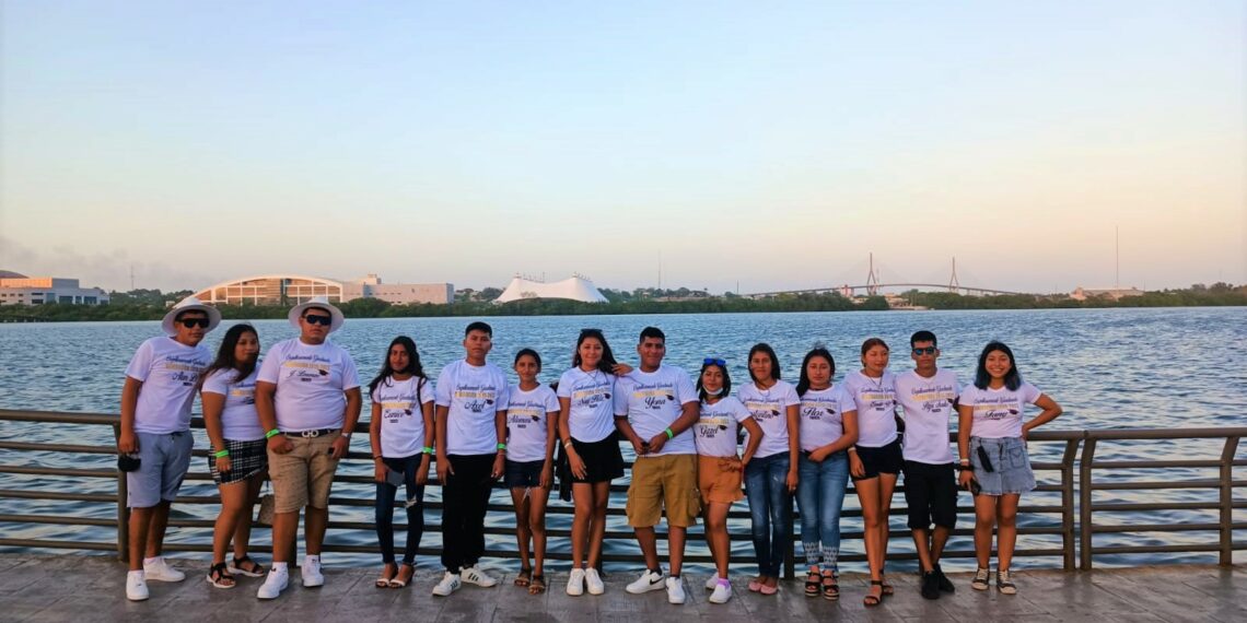 Jóvenes tamaulipecos cumplen su sueño de conocer los atractivos turísticos de la zona sur