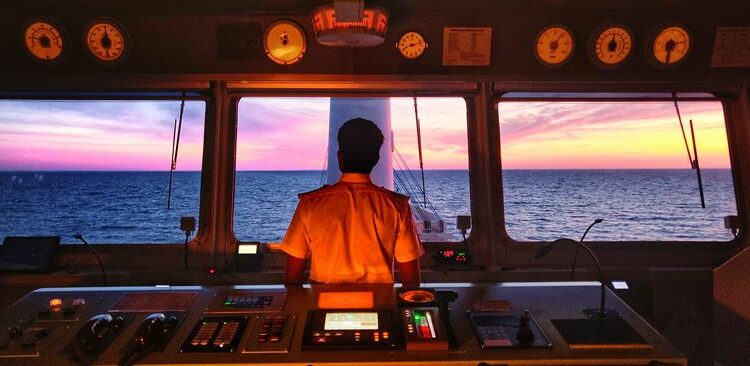 Anglo-Eastern Univan Group firma intención para ingresar a industria de cruceros