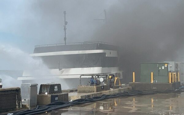 EE.UU.: Crucero privado sufre incendio con 89 escolares a bordo