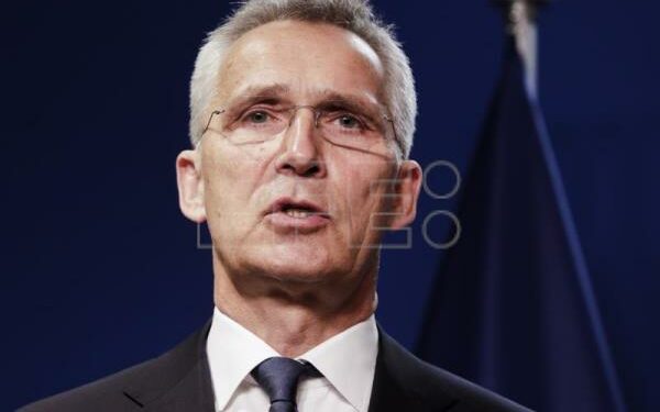 Stoltenberg retoma sus viajes con visitas a Finlandia y Suecia