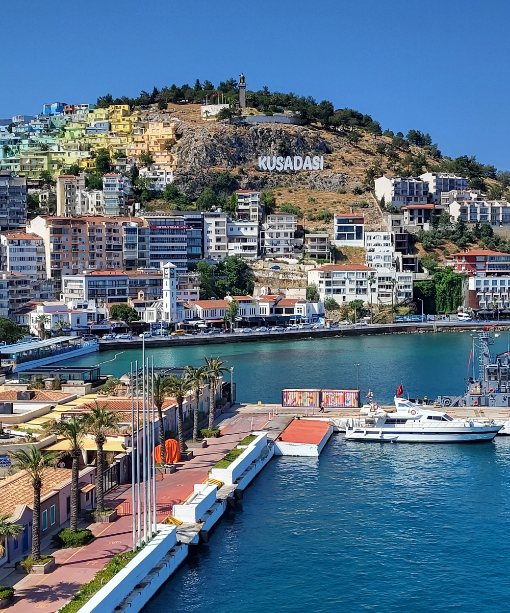 El puerto de Kusadasi.