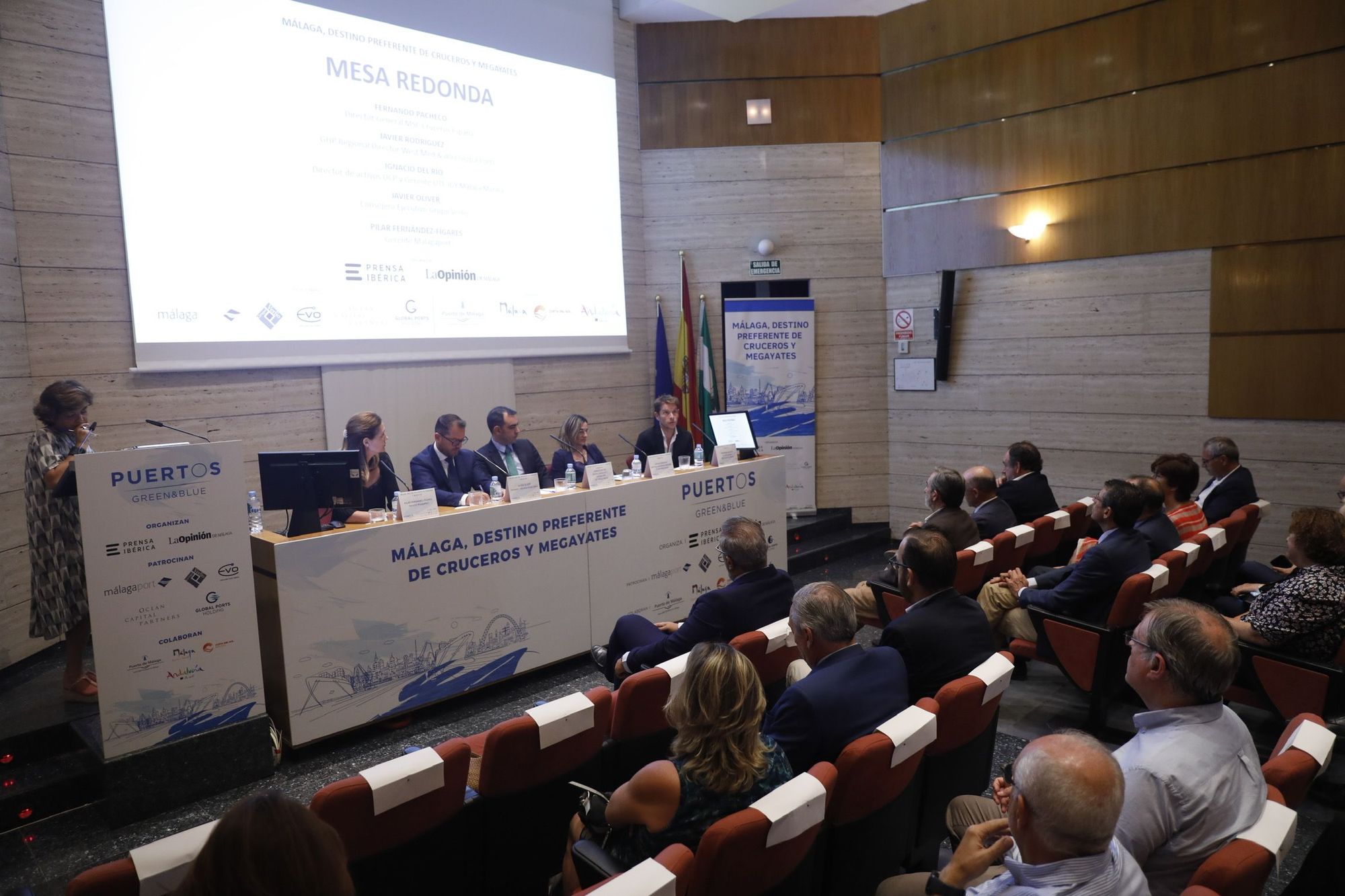 Foro sobre cruceros y megayates en el Puerto de Málaga